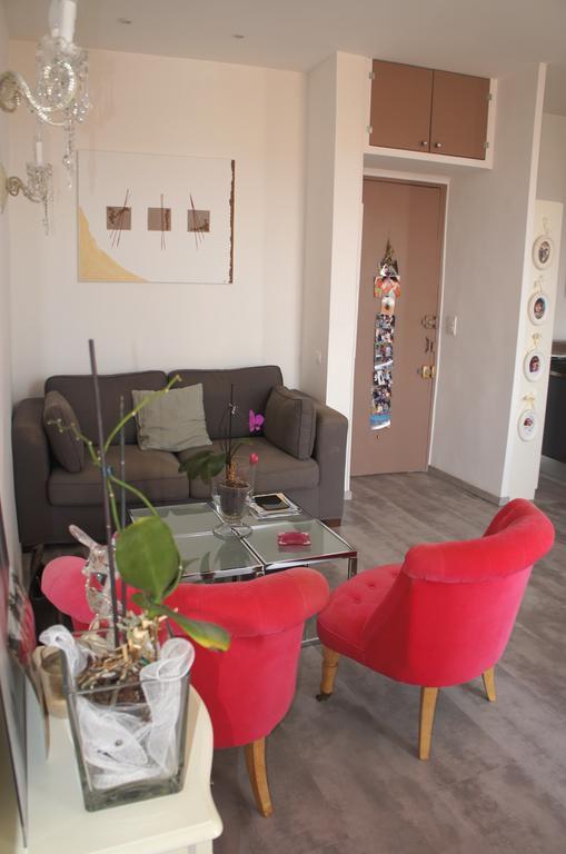 Le Louvre Appartement Menton Buitenkant foto